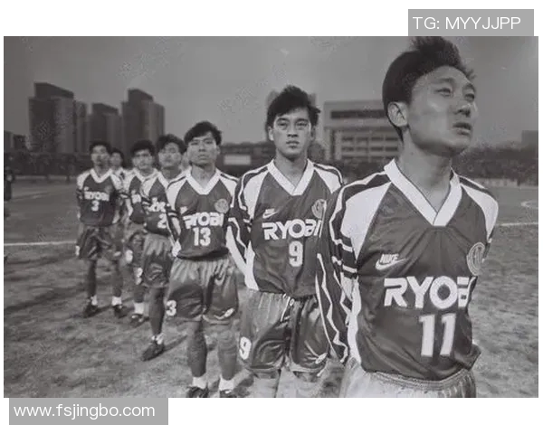 中国首条足球星光大道揭幕足球文化走向新高峰