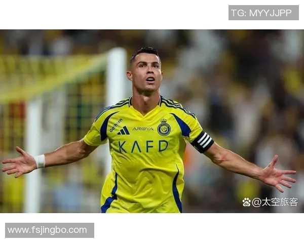 昔日足坛巨星重聚绿茵场，传奇球员再战青春，精彩比赛点燃激情再现辉煌